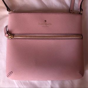 Kate Spade crossbody pink bag.
